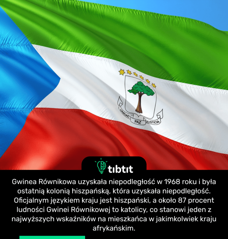Gwinea Równikowa uzyskała niepodległość w 1968 roku i była ostatnią kolonią hiszpańską, która uzyskała niepodległość. Oficjalnym językiem kraju jest hiszpański, a około 87 procent ludności Gwinei Równikowej to katolicy, co stanowi jeden z najwyższych wskaźników na mieszkańca w jakimkolwiek kraju afrykańskim.